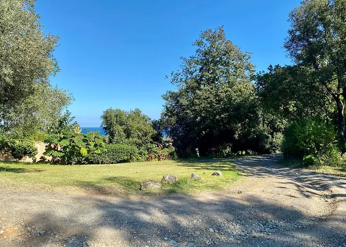 Domaine Punta Della Guardia Panorama Maquis Et Mer, A 1,5 Km بيت للعطل